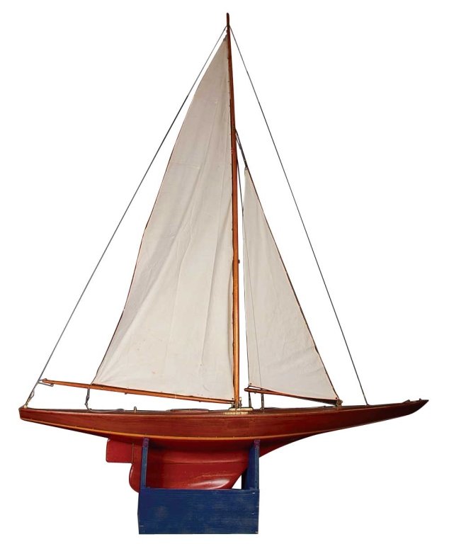 "SNOW QUEEN", PHILADELPHIA 1934 A CLASS MODEL YACHT: An International A class model yacht designed and built in 1934 by Warren Snow of the Philadelphia Model Yacht Club. Placed second in the Eastern States Championships in 1937. Plank on frame construct