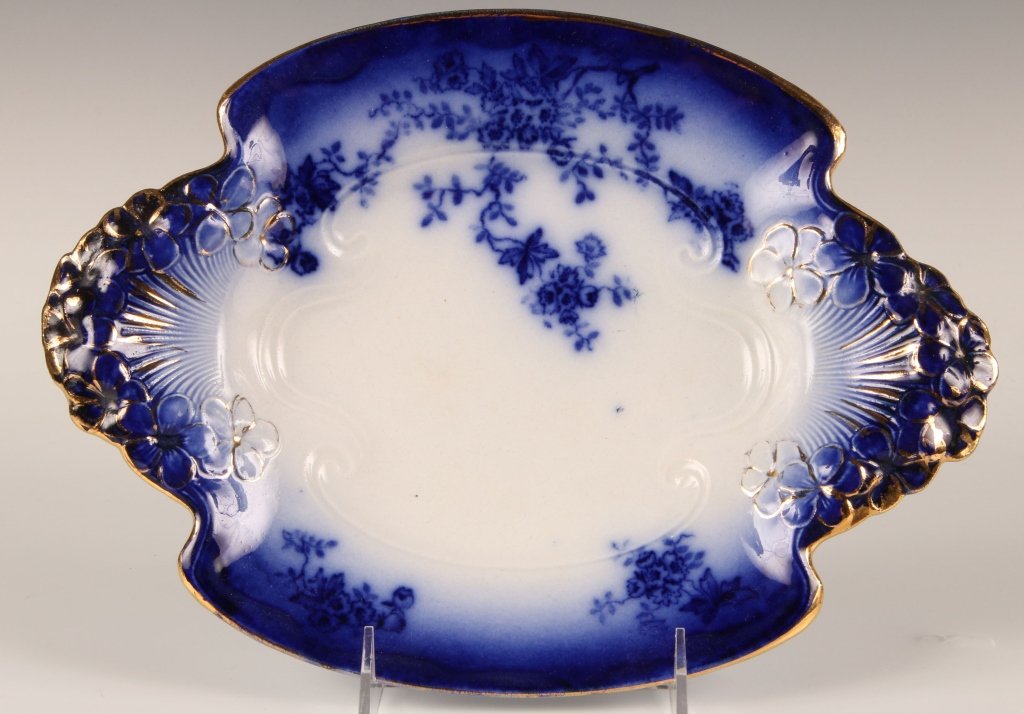 UNUSUAL FORM LABELLE FLOW BLUE TRAY: Measures 1.75 x 12 x 8.5 inches.