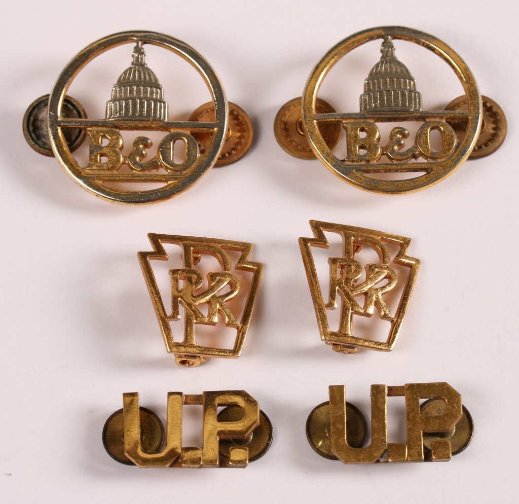 UNION PACIFIC, B&O, PENNSYLVANIA RAILROAD INSIGNIA: Three pair of collar insignia.