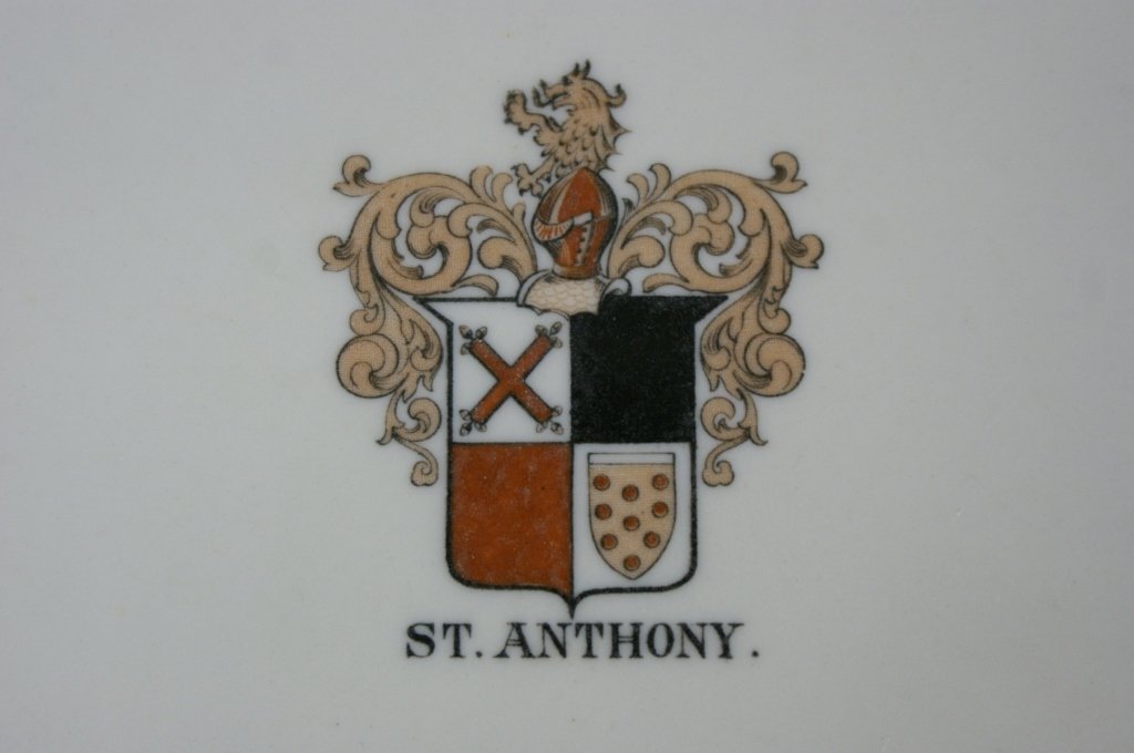 VINTAGE ST. ANTHONY HOTEL RESTAURANT CHINA: Group ranging in size from 3.5 x 7.25 inches, up to 8.5 x 12.5 inches.