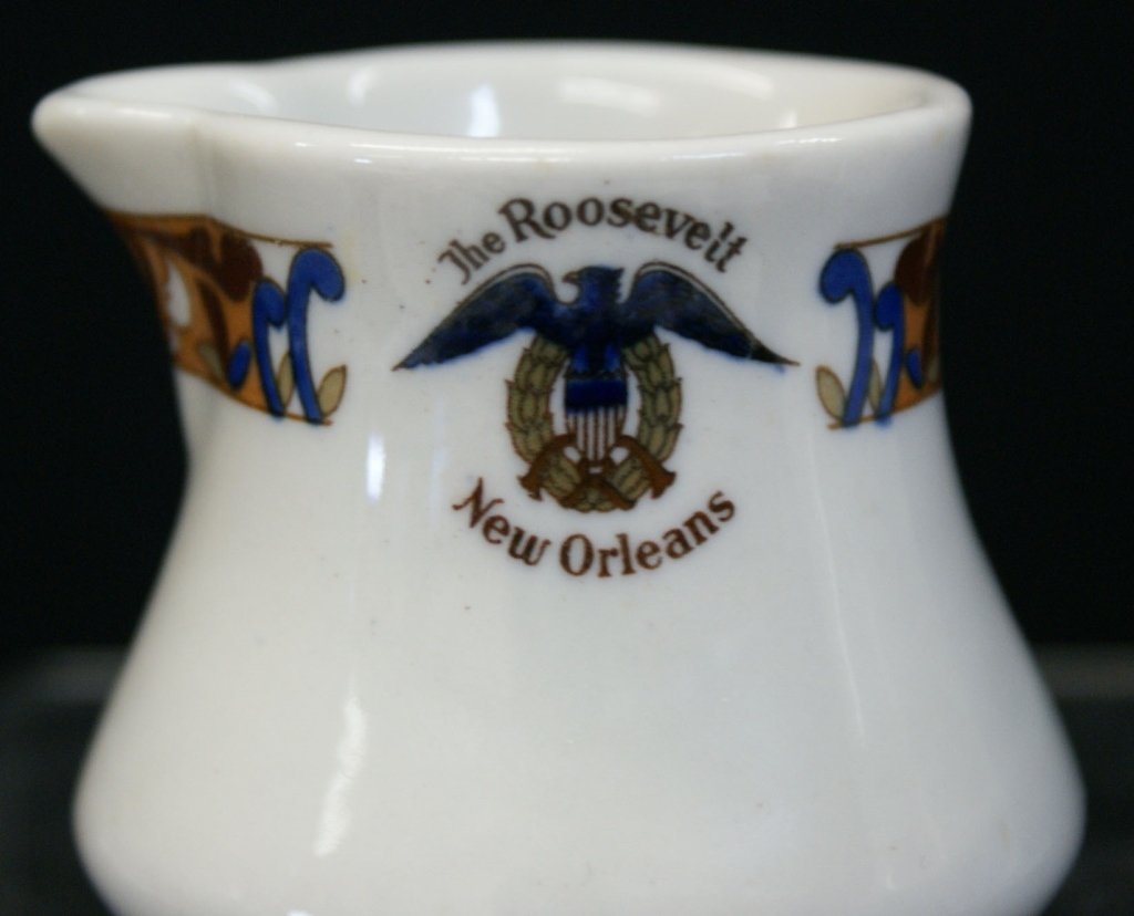 VINTAGE RESTAURANT CREAMERS, EGG CUPS, ETC.: Group ranging in size from 2.25 x 1.75 inches, up to 4.25 x 4.75 inches.