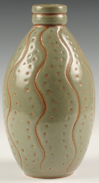 HARDING BLACK (1912-2004) STUDIO POTTERY VASE, 1952: Signed on the base and dated 1952, measures 11.5 x 7 inches. ?We are happy to offer in-house shipping for all but very large or very fragile items. Some international orders may need to be handled by