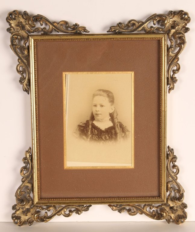 EIGHT ANTIQUE ORNATE VICTORIAN PICTURE FRAMES: Some include old photographic portraits, measure from 10 x 8.5 to 20 x 17.5 inches. We are happy to offer in-house shipping for all but very large or very fragile items. Some international orders may 