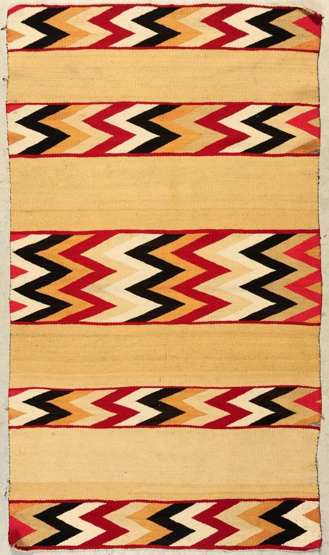 AN EARLY TO MID 20TH CENTURY NAVAJO WEAVING (1 of 5)