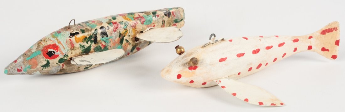 TWO ORIGINAL VINTAGE PAINTED WOOD AND TIN VINTAGE FISH (1 of 10)