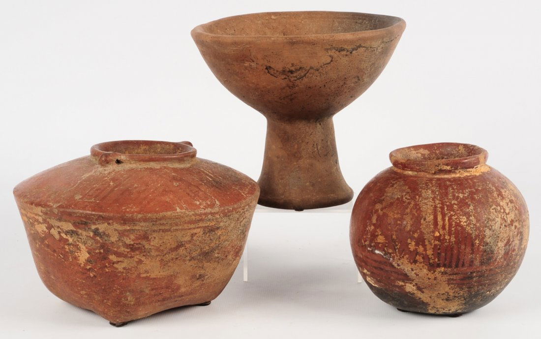 LOT OF PRE-COLUMBIAN TYPE POTTERY (1 of 10)
