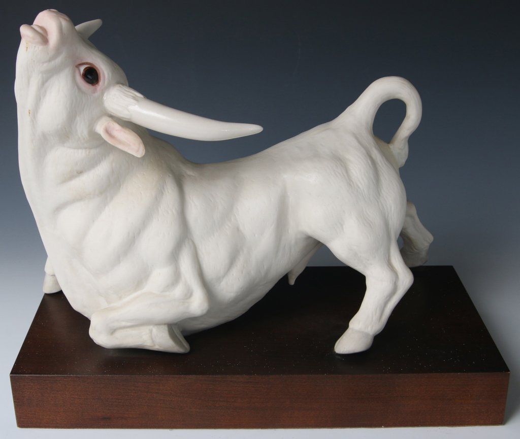 LARGE CYBIS PORCELAIN FIGURE OF A BULL (1 of 4)