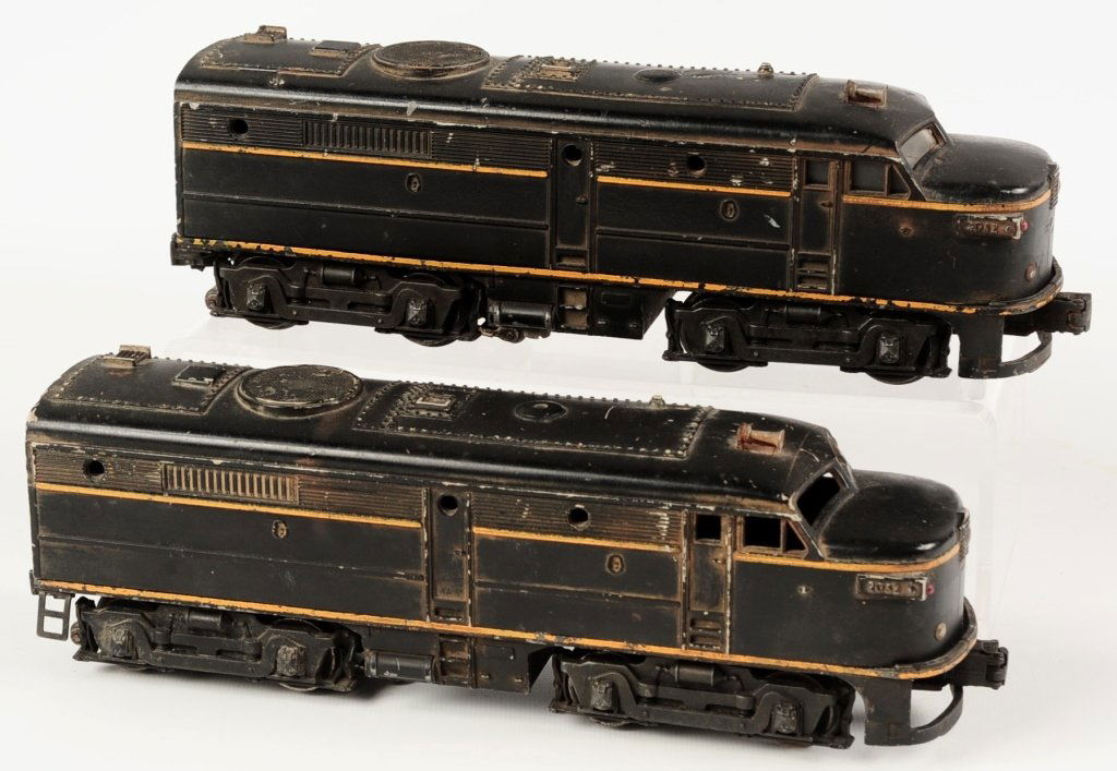LIONEL POSTWAR #2032 ERIE ALCO AA SET (1 of 10)