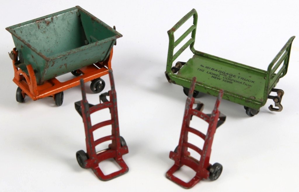 LIONEL PREWAR SET (1 of 7)