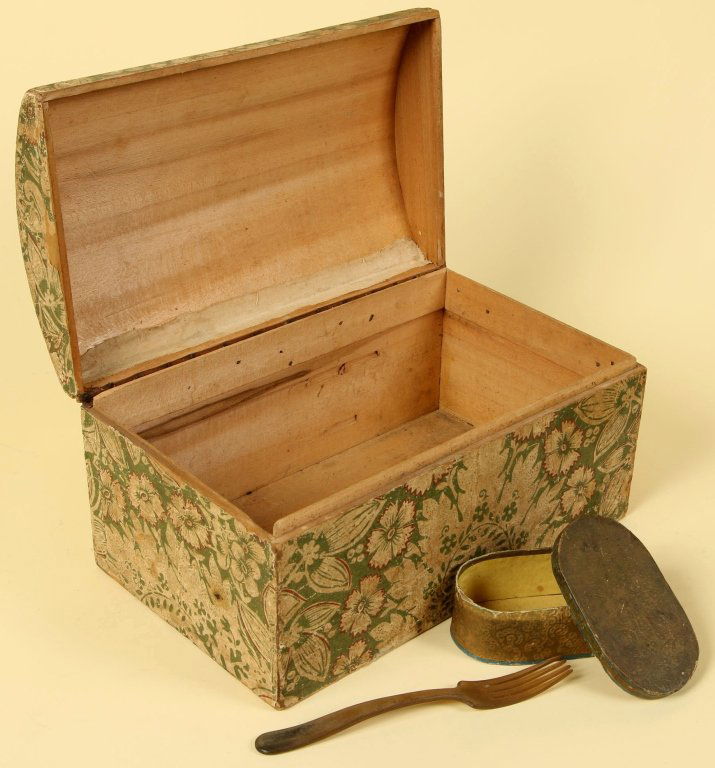 EARLY 19TH C. DOME TOP WALLPAPER COVERED BOX (1 of 8)