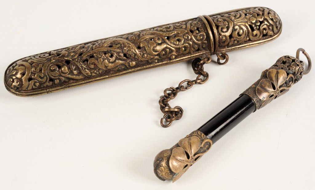 CAST BRASS ASIAN CONTAINER AND HANGER (1 of 10)