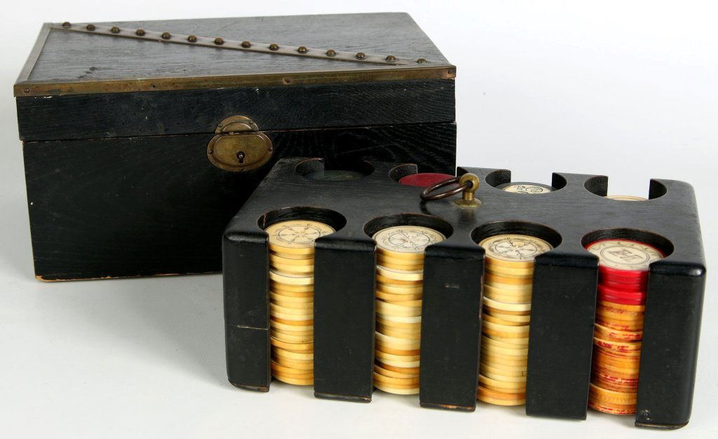 SET OF 199 LATE 19TH CENTURY ETCHED IVORY POKER CHIPS (1 of 9)