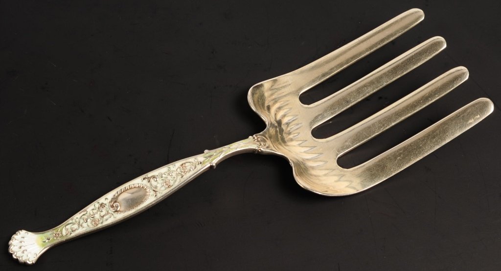 WHITING HYPERION ENAMELED STERLING ASPARAGUS FORK (1 of 8)