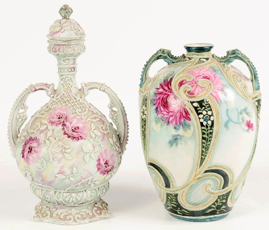 BOLTED NIPPON PORCELAIN WITH HEAVY MORIAGE DECORATION (1 of 10)