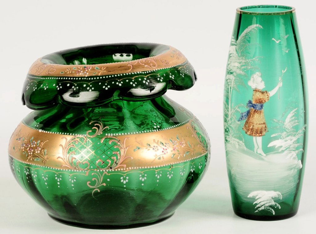 BOHEMIAN ART GLASS INCL MARY GREGORY TYPE W/ CORALENE (1 of 10)