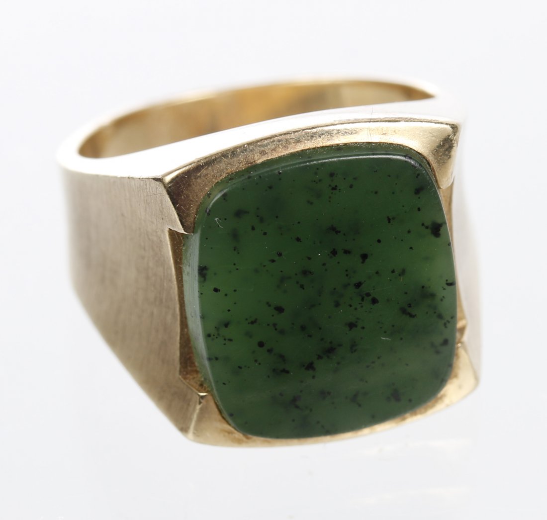 GENT'S 10K YELLOW GOLD RING WITH SIBERIAN JADE (1 of 5)