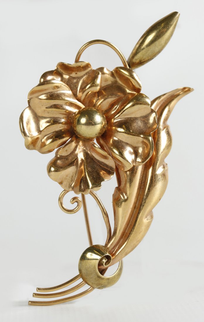 A VINTAGE 10K GOLD FLOWER FORM BROOCH SIGNED AREGEL (1 of 5)