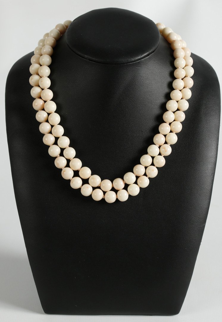 DOUBLE STRAND CORAL BEAD NECKLACE WITH 14 KT CLASP (1 of 7)