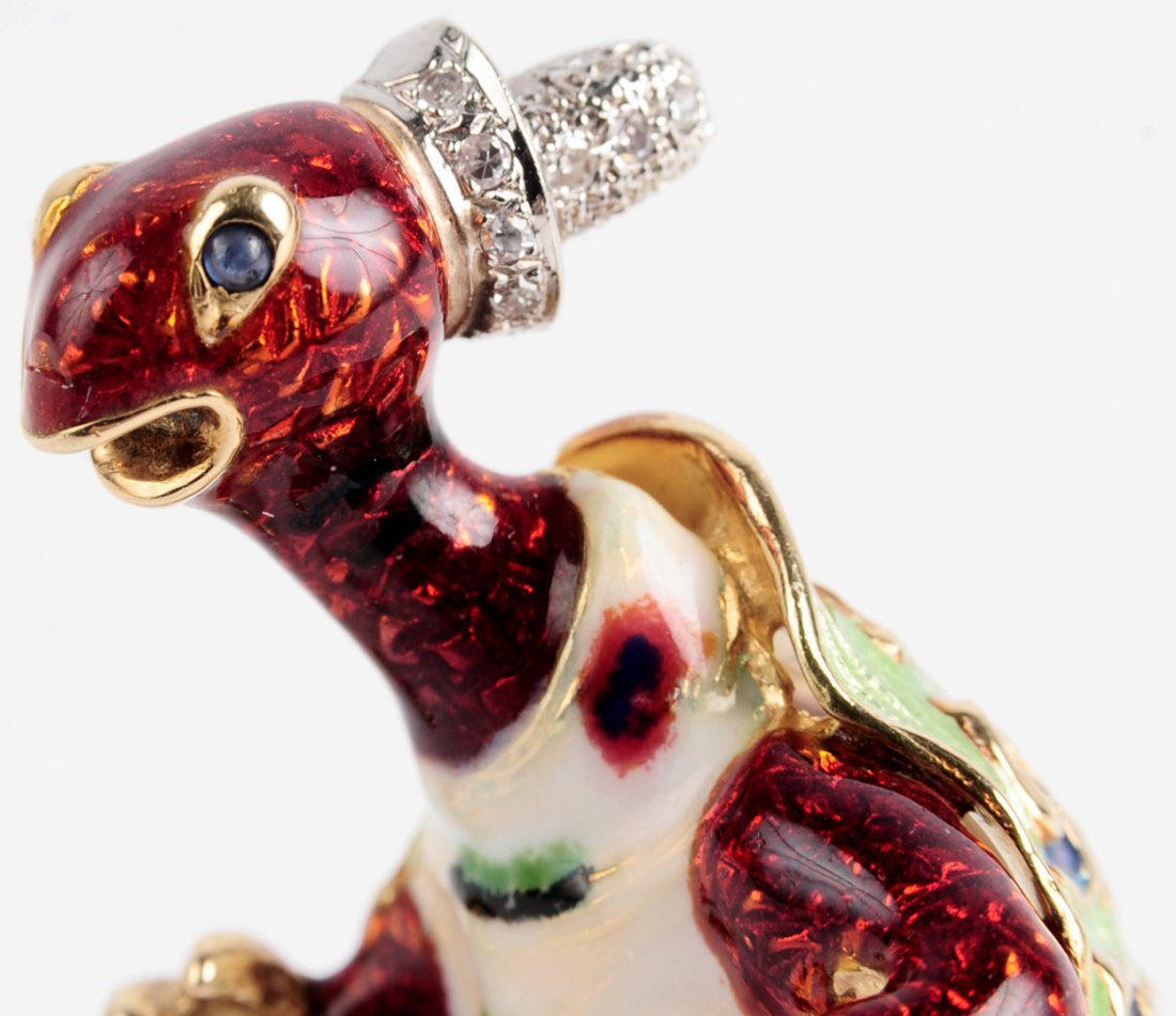 VINTAGE 18K ENAMELED GOLD TURTLE WITH DIAMONDS (1 of 8)