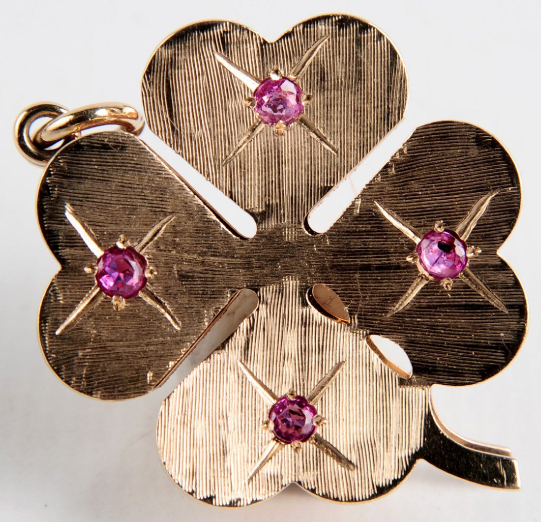 A GEMSTONE SET 14K GOLD SHAMROCK PENDANT (1 of 6)