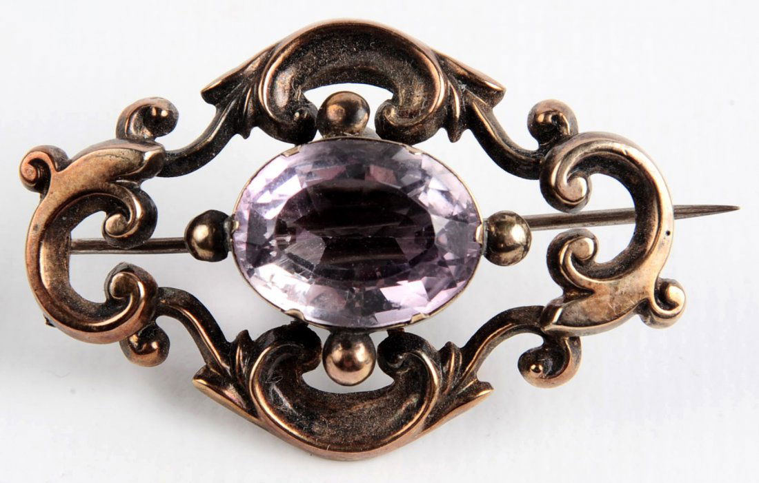 VICTORIAN GOLD FILLED BROOCH WITH CENTRAL STONE (1 of 6)