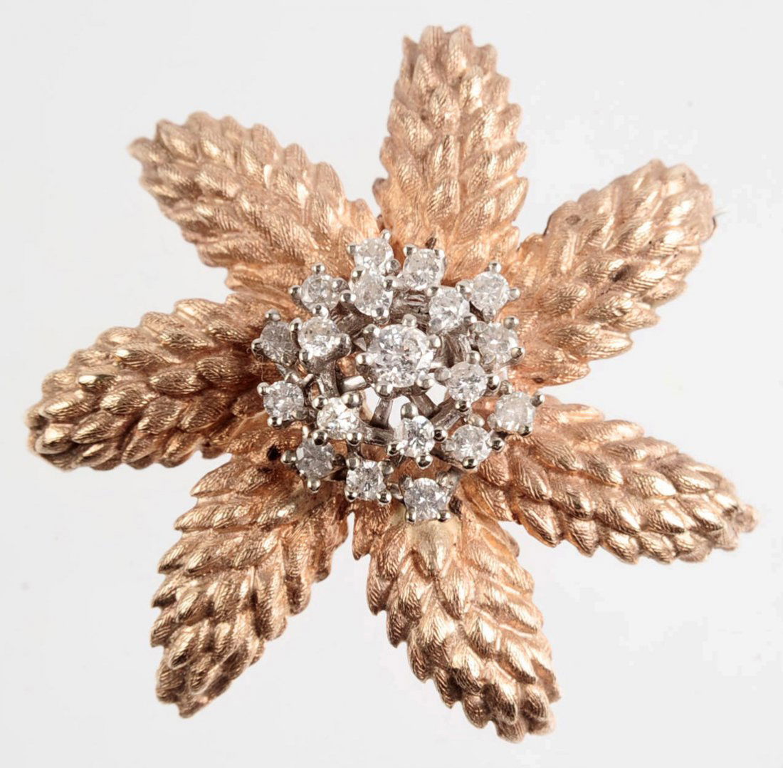 A DIAMOND AND 14K GOLD VINTAGE BROOCH (1 of 6)