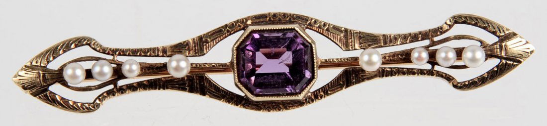 AN ANTIQUE 14 KT BAR PIN WITH AMETHYST AND PEARLS (1 of 7)