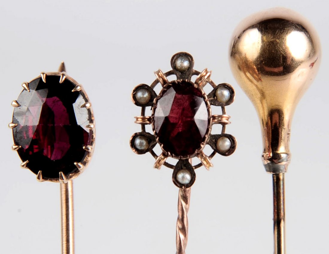 THREE ANTIQUE 14 KT GOLD STICK PINS (1 of 7)