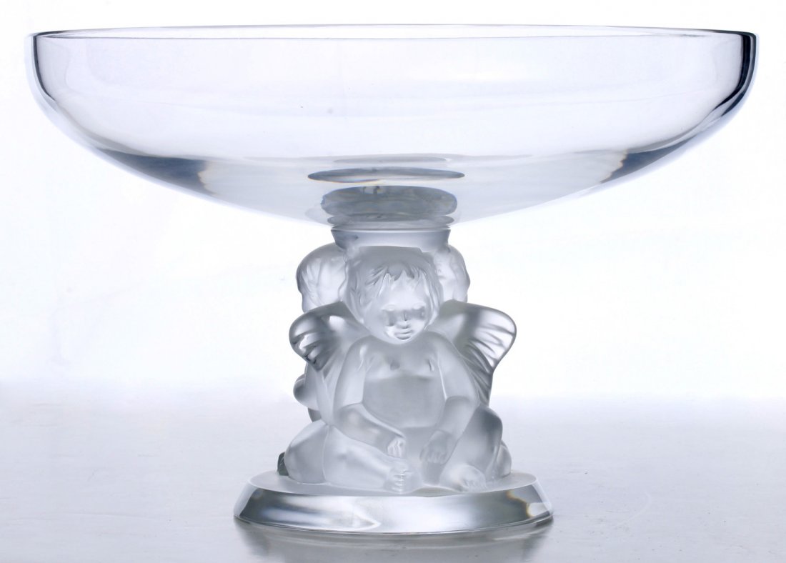 A LALIQUE FRENCH CRYSTAL COMPOTE WITH CHERUBS (1 of 9)