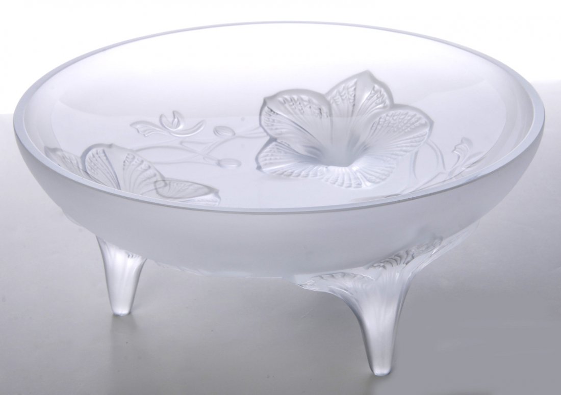 A LALIQUE FRENCH CRYSTAL THREE FOOTED BOWL (1 of 7)