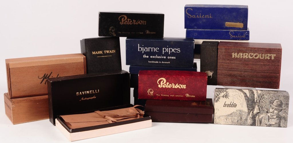 LOT OF ESTATE PIPE BOXES AND CLOTH BAGS (1 of 10)