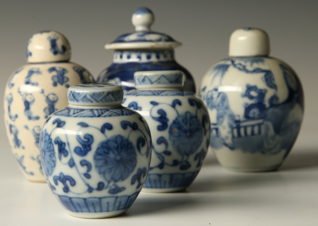 A GROUP OF CHINESE MINIATURE BLUE & WHITE GINGER JARS: Chinese, group of five miniature ginger jar with underglaze blue decoration. Measurements 2.25 x 1.75 inches up to 3.25 x 2.5 inches.