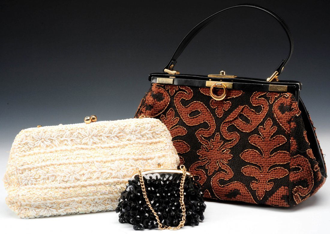 THREE VINTAGE BEADED PURSES (1 of 10)