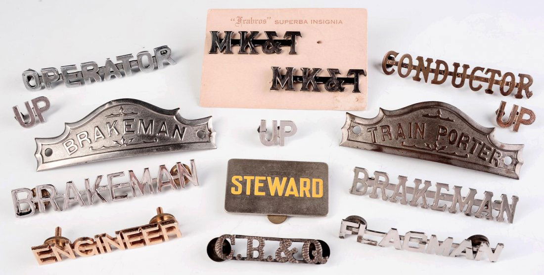 LOT OF ASSORTED RAILROAD INSIGNIA (1 of 7)