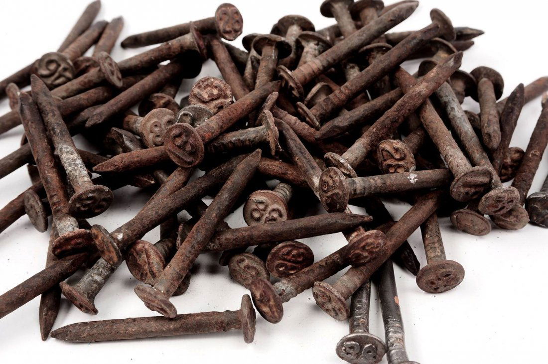 LARGE LOT OF ANTIQUE RAILROAD DATE NAILS (1 of 4)