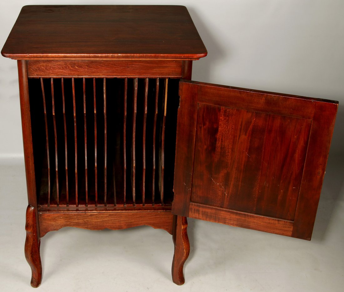 A RARE DISC MUSIC BOX STAND WITH STORAGE (1 of 9)