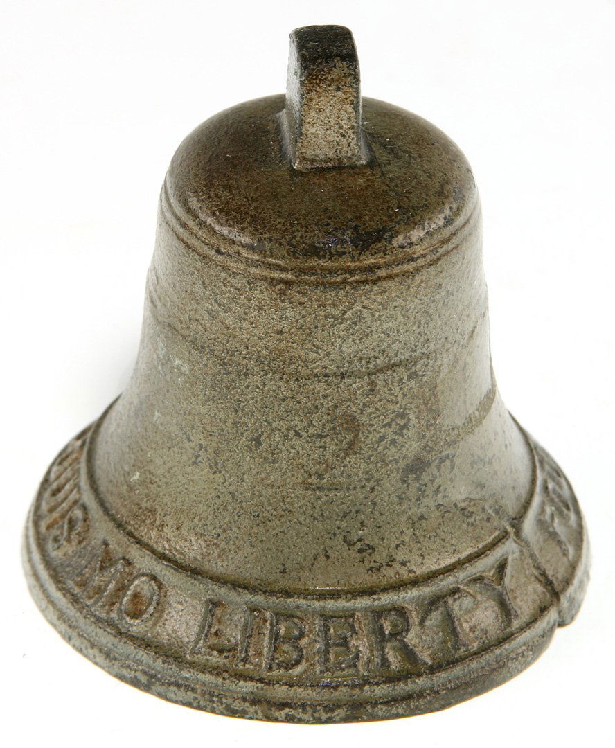 LIBERTY FOUNDRY CO. ST. LOUIS SOUVENIR PAPERWEIGHT (1 of 5)