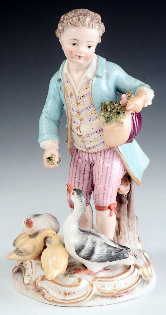 TWO CIRCA 1900 MEISSEN PORCELAIN GROUPINGS (1 of 10)