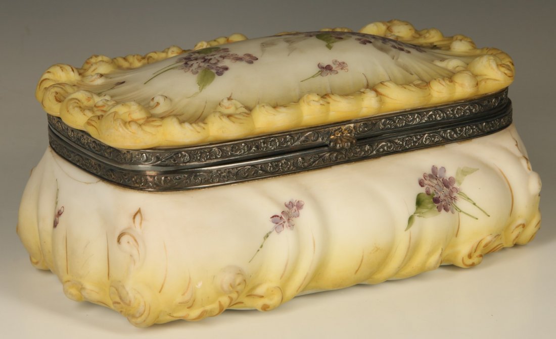 A LARGE PAIRPOINT PAINTED GLASS DRESSER BOX FOR GLOVES (1 of 10)