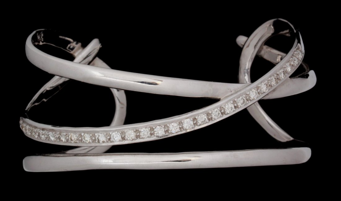 A 14K GOLD FREEFORM BRACELET SET WITH DIAMONDS (1 of 6)