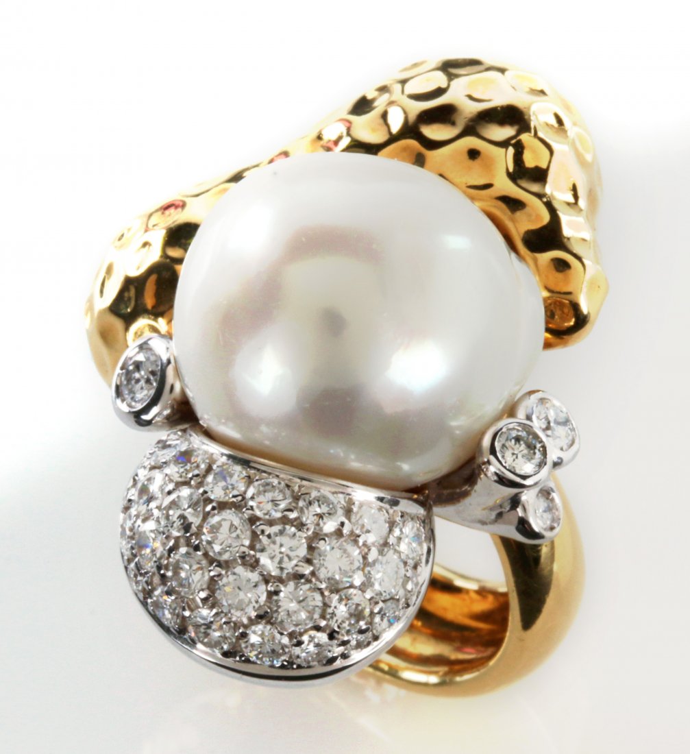 A 14K PEARL AND DIAMOND RING (1 of 8)