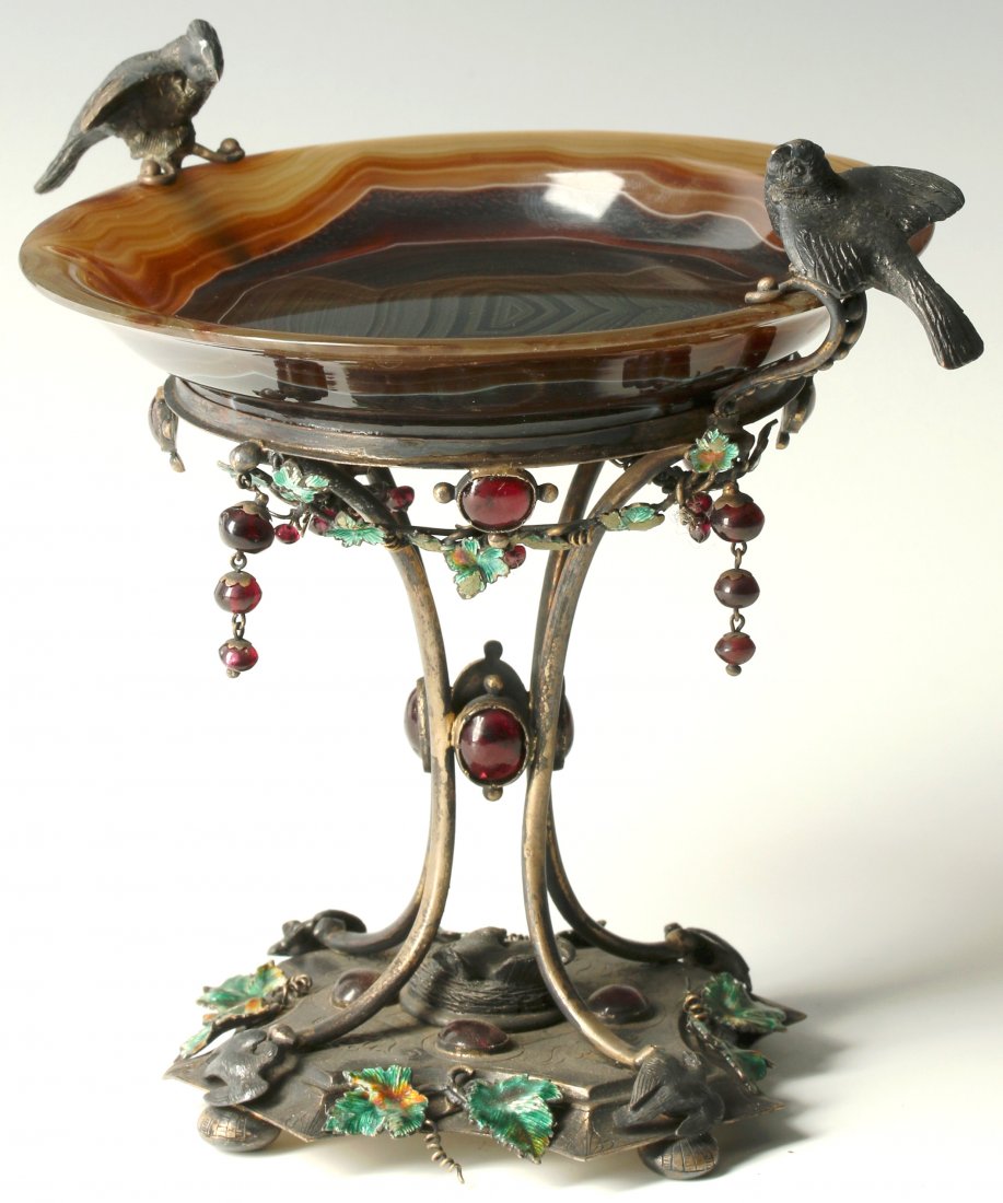 A 19TH C. CONTINENTAL SILVER AND AGATE TAZZA (1 of 8)
