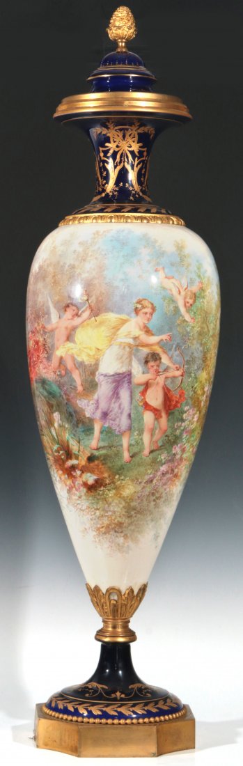 AN EARLY 20TH C. SEVRES TYPE VASE 40 INCHES HIGH (1 of 10)