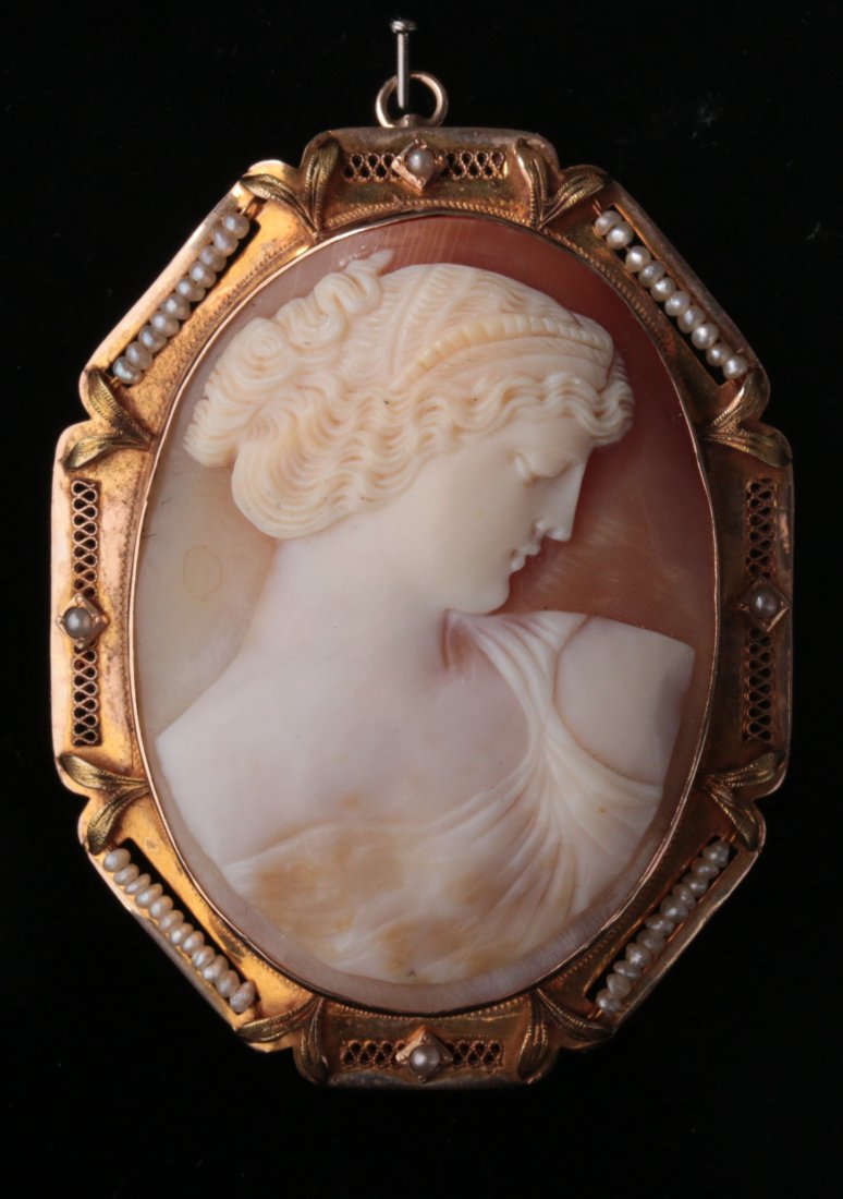 AN ANTIQUE CARVED SHELL CAMEO IN 10K BEZEL WITH PEARLS (1 of 5)