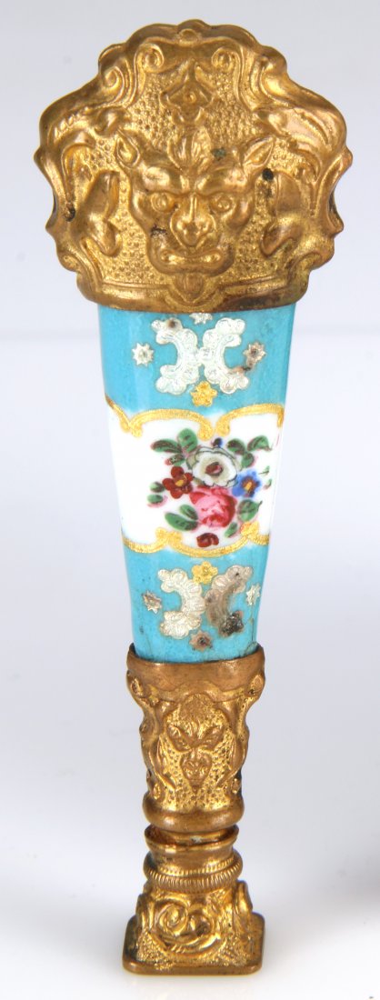AN ANTIQUE KILN FIRED FRENCH ENAMEL DESK SEAL (1 of 8)