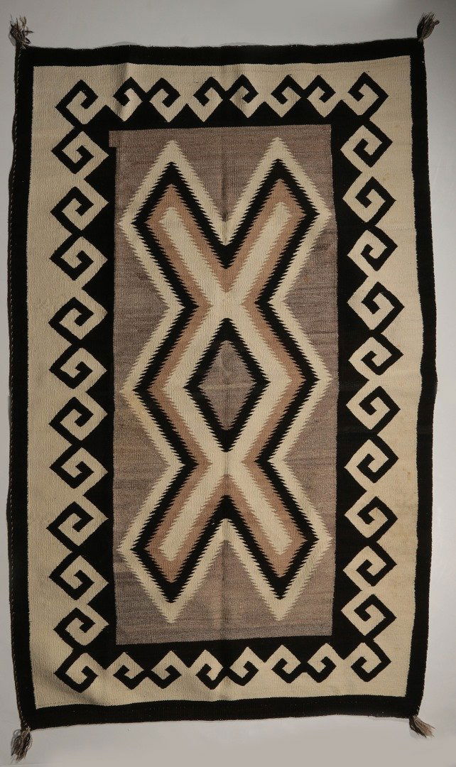 A TWO GREY HILLS NAVAJO WEAVING (1 of 10)