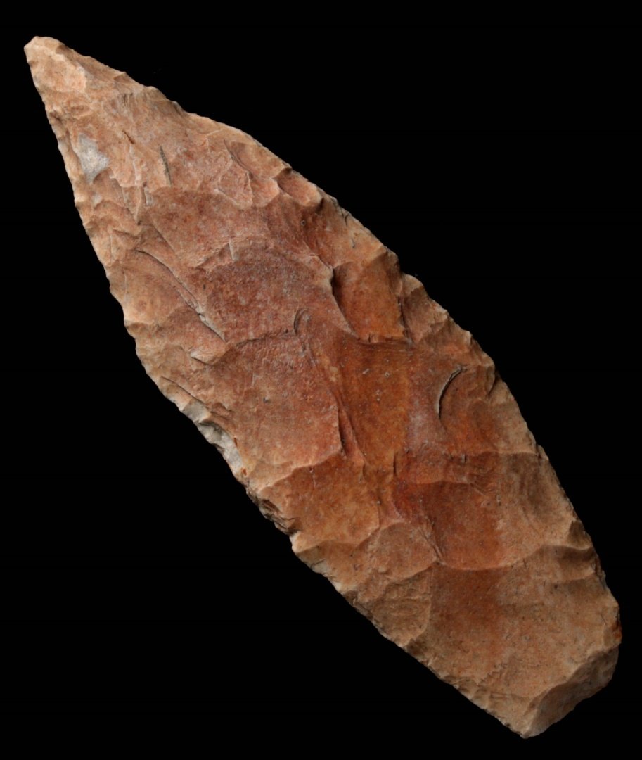 A 3.75-INCH RED OCHRE BLADE (1 of 6)