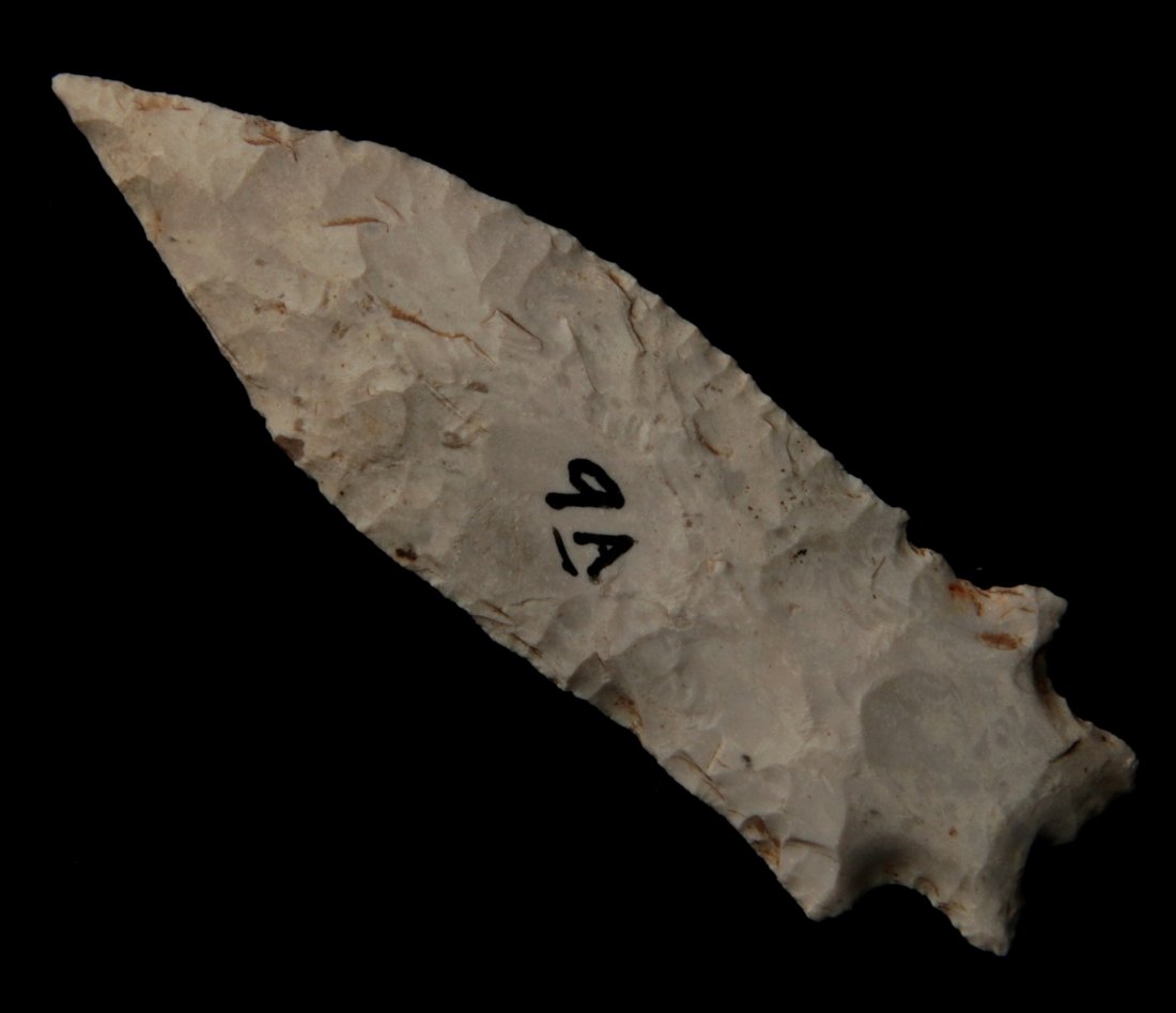A 4.25-INCH ETLEY: Archaic culture. Measures 4.25 x 1 inch. George Nichols collection. Nichols' notes regarding site M-9A read as follows: "Across 40 in field with big mound." Guaranteed Authentic. This lot is subject t