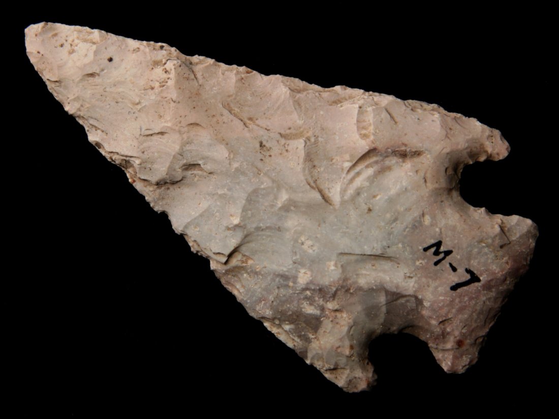 A 3.25-INCH SNYDER: Woodland culture. Measures 3.25 x 1.75 inches. George Nichols collection. Nichols' notes regarding site M-7 read as follows: "Located in field on upper terrace where Fox Hollow Branch joins Bonne Femm