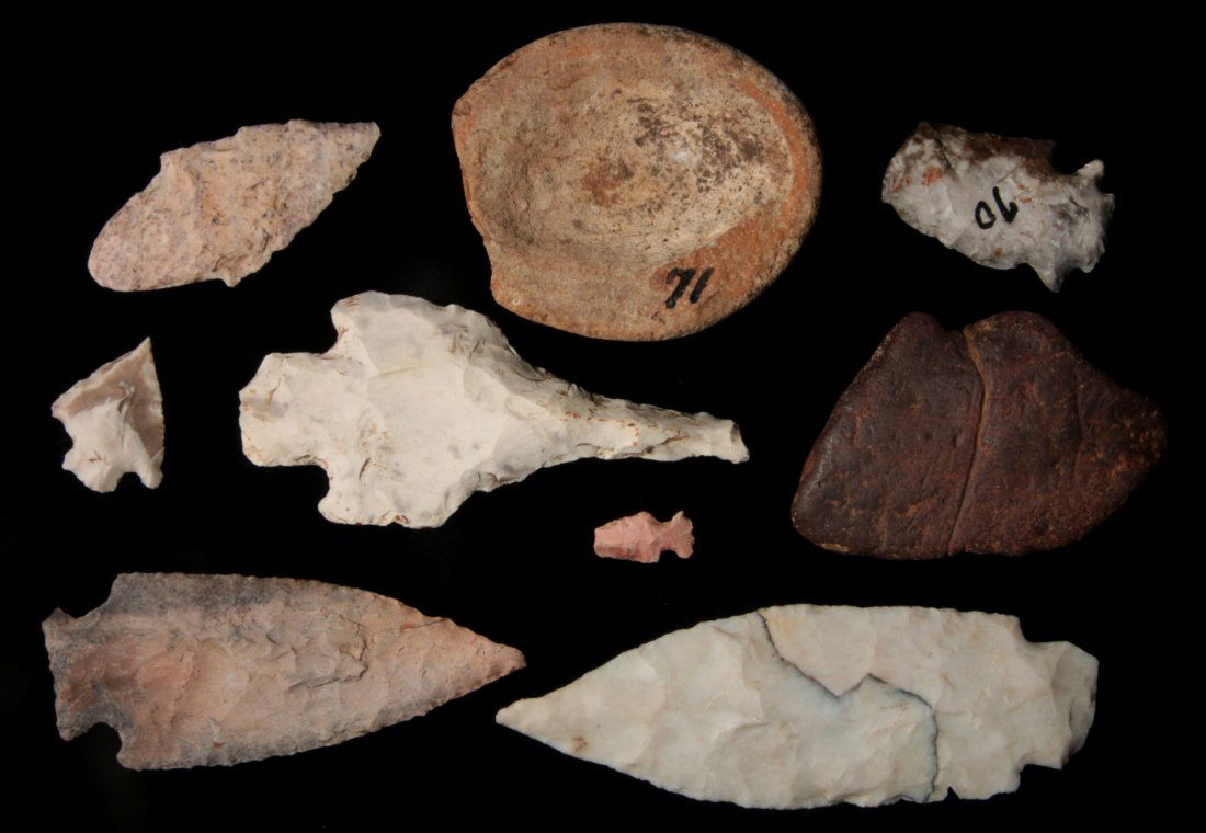 A GROUP OF VARIOUS ARTIFACTS (1 of 8)